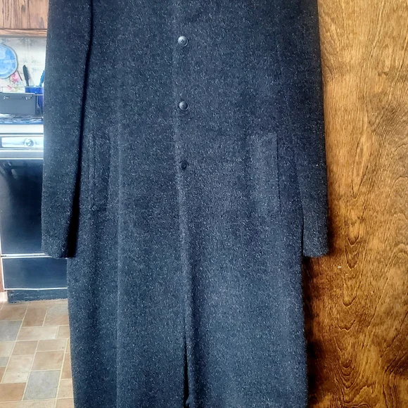 Mens Alpaca, Black/Gray Wool, XL Overcoat, W/Black Satin Lining & Button Front